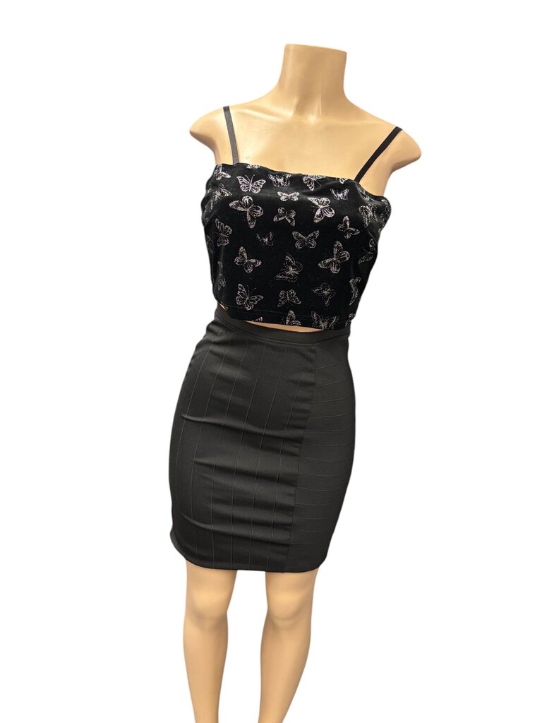 MOW (0XL) Butterfly velvet Crop top