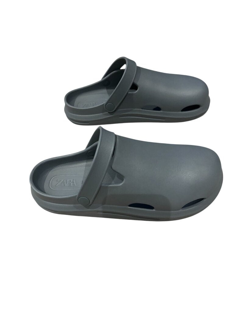 Zara (38) Grey Blue Clog