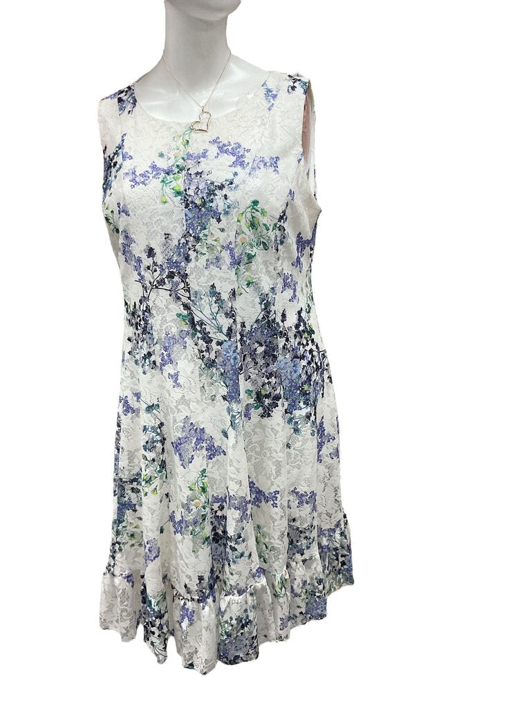 Lane (18/20) Bryant White/Purple Lace Dress