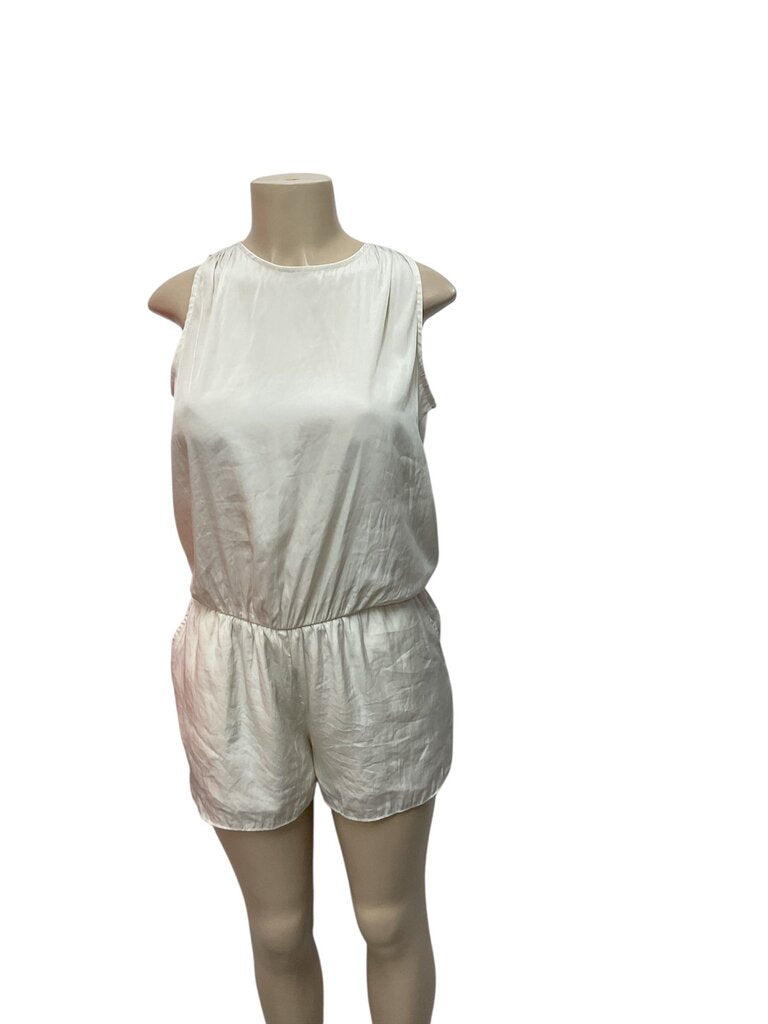 Gap (Med) Cream Shorts Romper