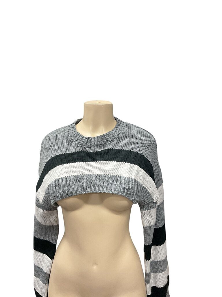 ICON (Med) Grey/Black/White Cropped Knit Sweater