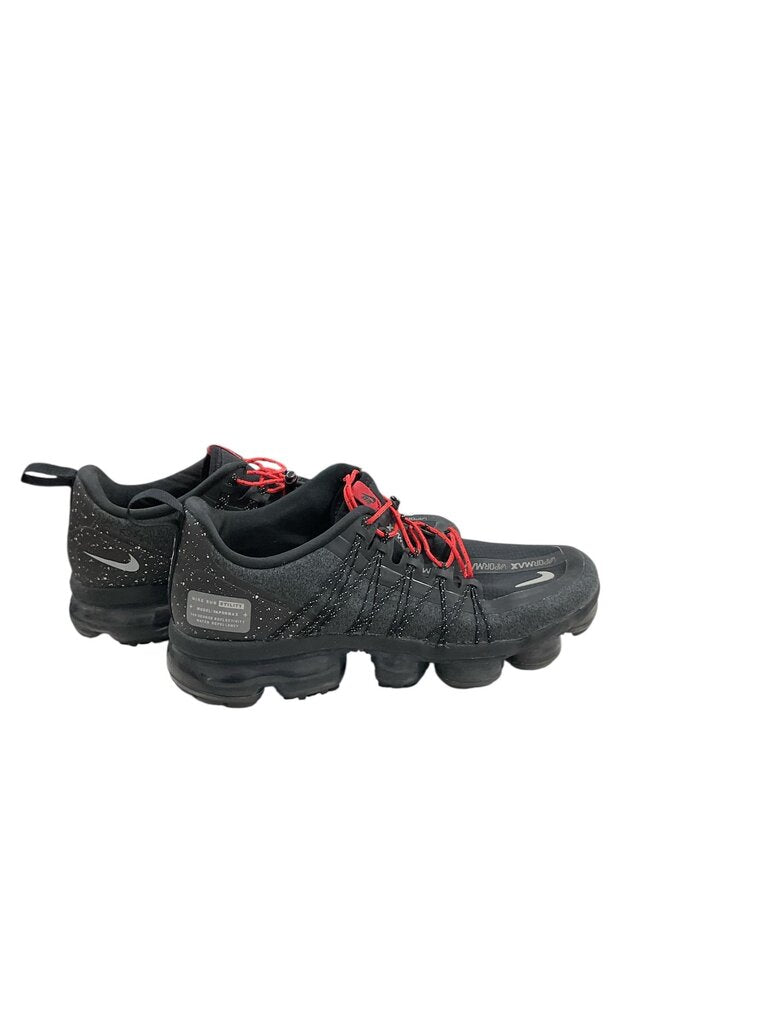 Nike (7) Run Utility Vapormax