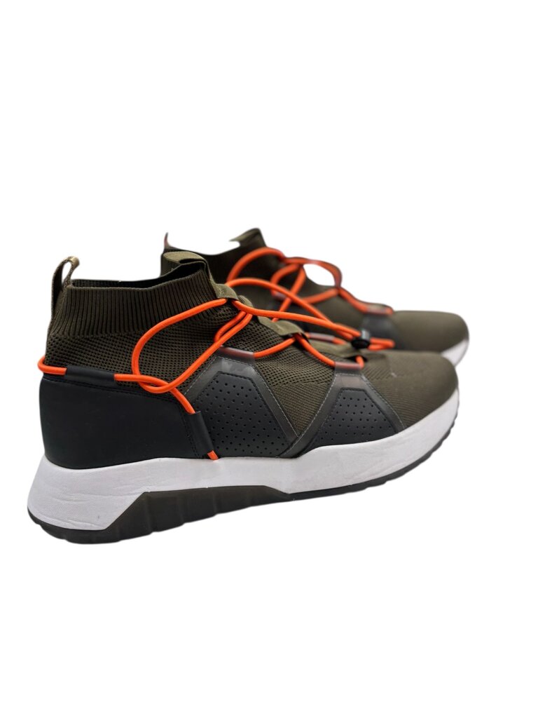 Hugo (11) Atomic Top Green Sneaker w/ Orange Strings