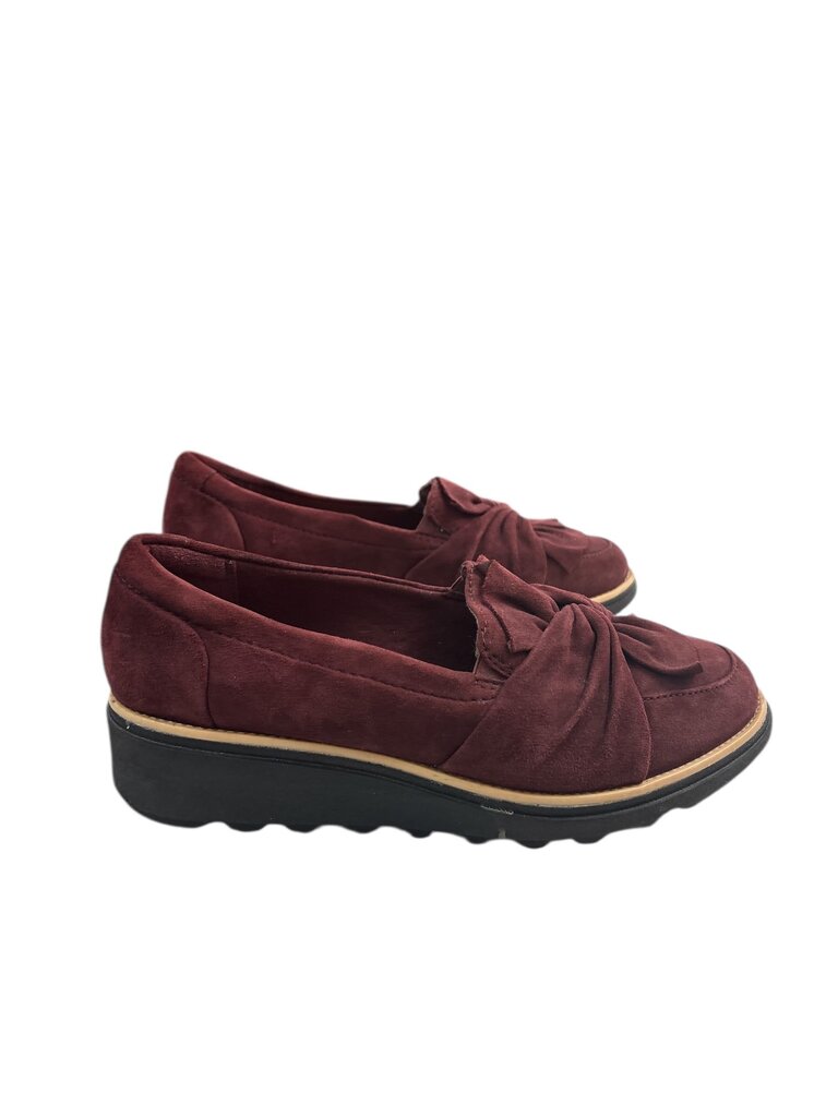 Clarks (7) Collections Burgundy Loafer