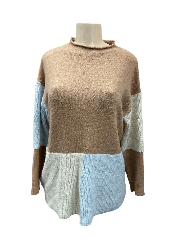 Firstlook (Med) Tan/Blue/White Sweater