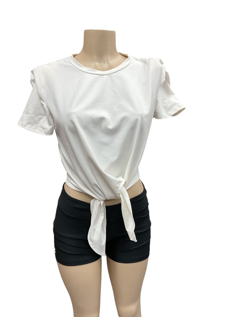Club L (2) Cream Crop Sleeve