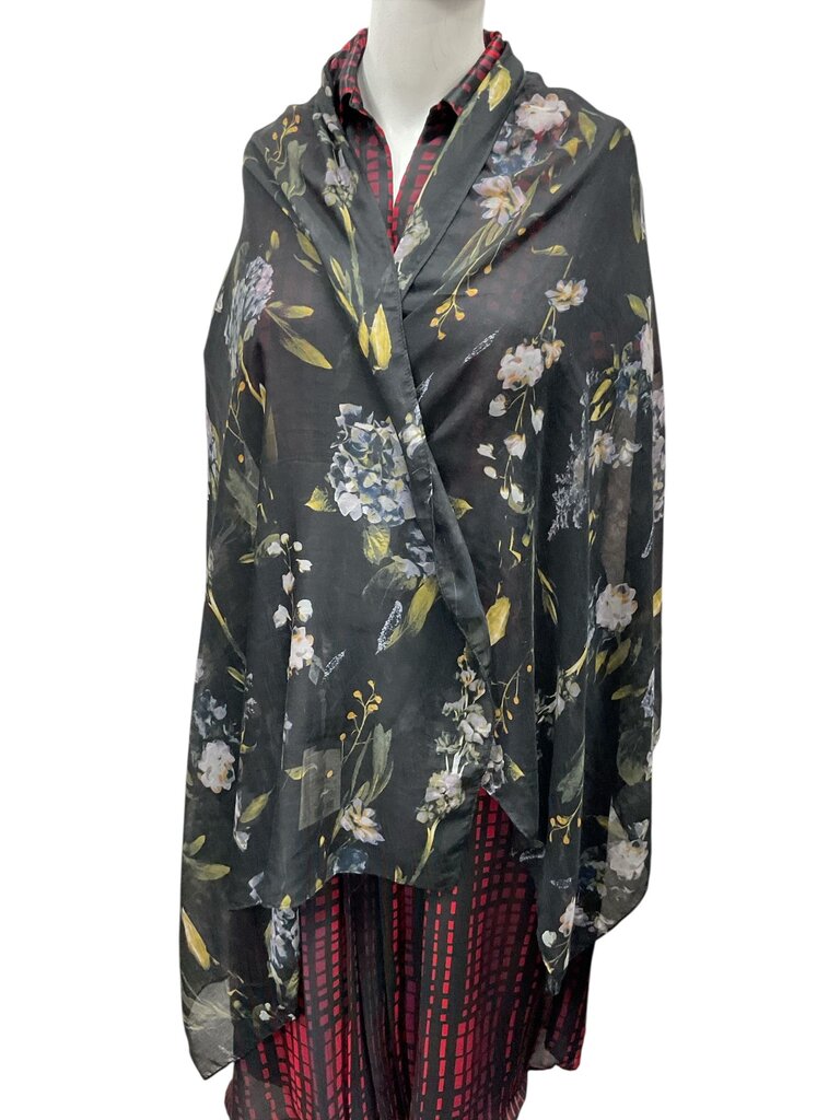A (osfm) Day Throw Over Printed Scarf