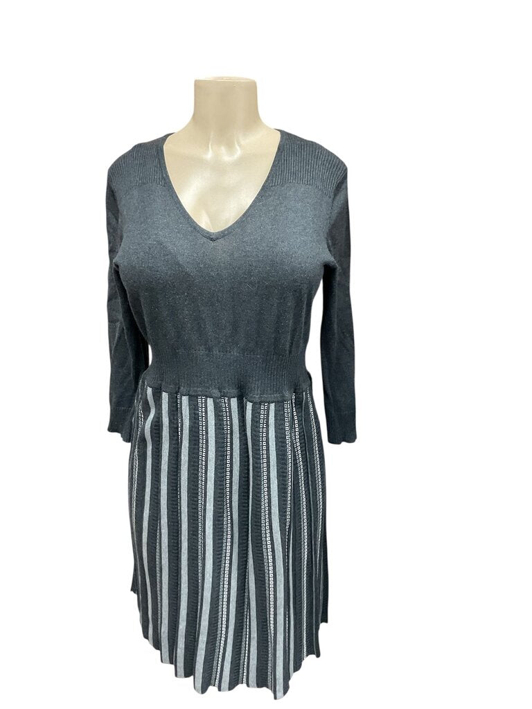 Spense (Large) Grey Sweater Dress Midi