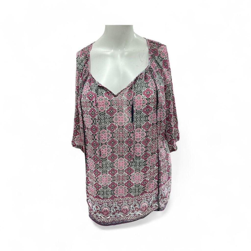 Croft (1x) and Barrow Plum/Black Blouse