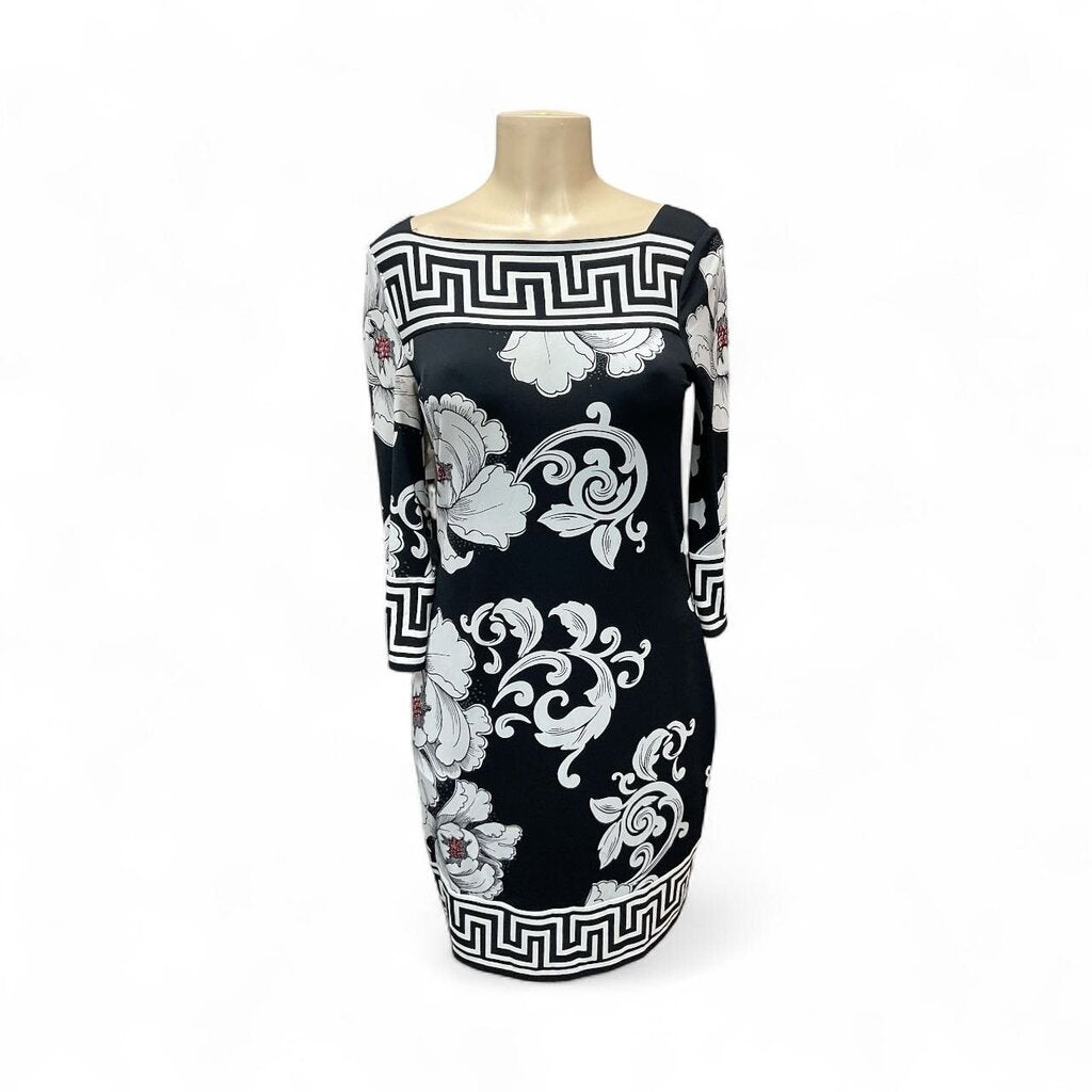 WH/BL Market (Small) Printed Flower Dress