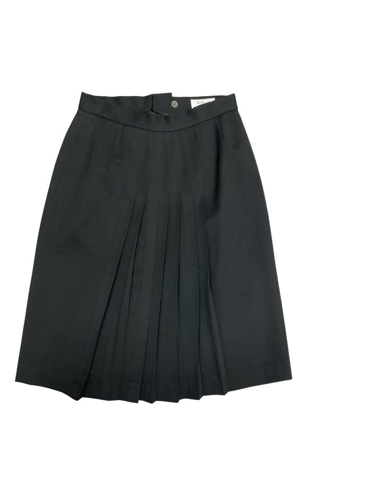 Talbots (12) Petites Black Flare Skirt