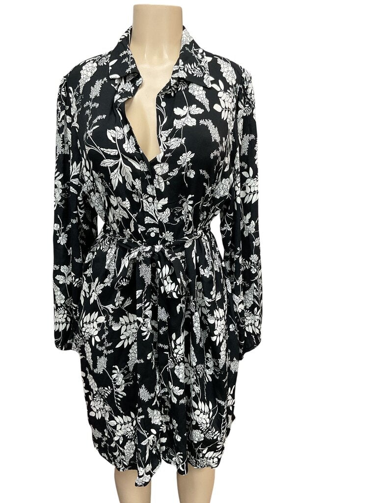 Well Worn black and white floral L/S dress \