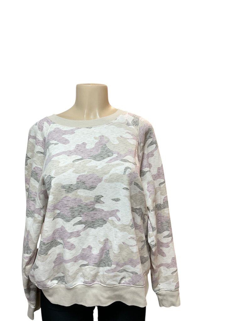 Old (XL) Cream Camo Sweatshirt