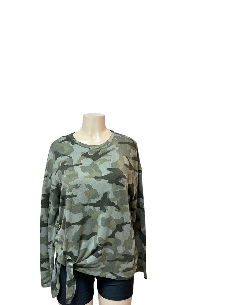 Como (Large) Vintage Green Camo Sweatshirt