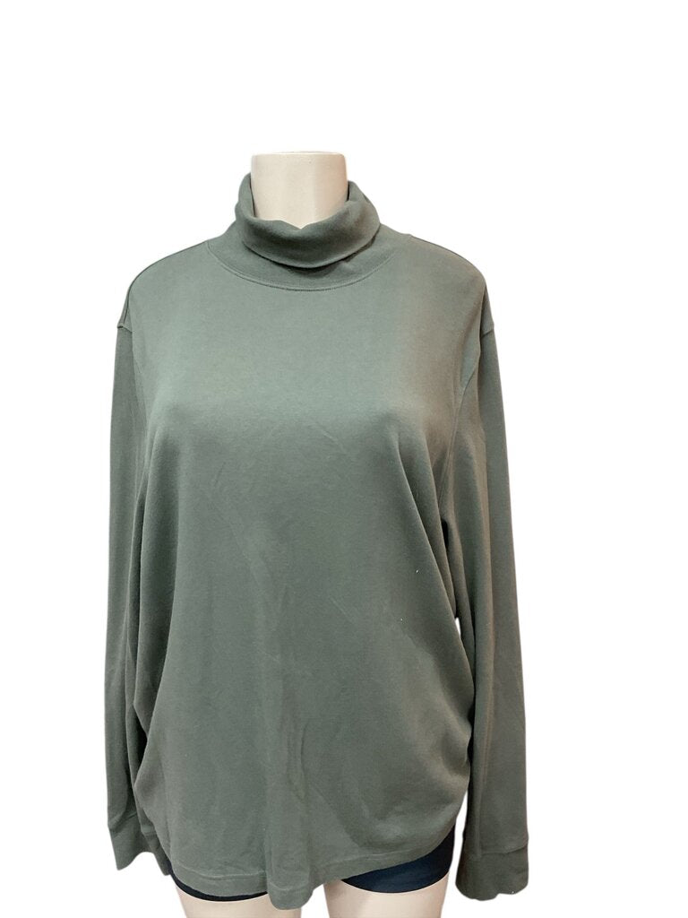 St. Johns Bay (Large) Green Turtleneck L/S