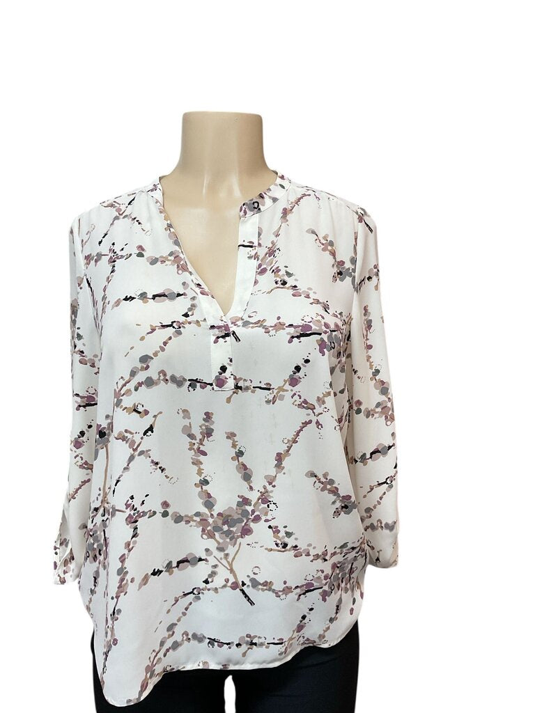 DR 2 (Small) Cream Floral L/S Blouse