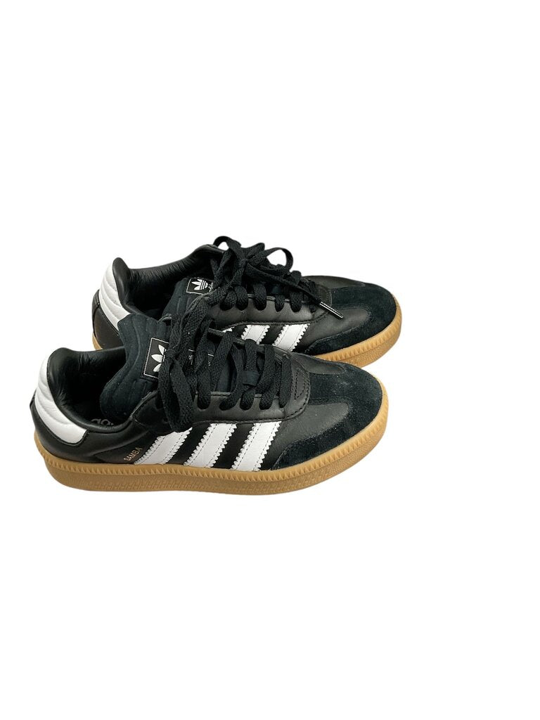 Adidas (3.5) Black Samba Elevated