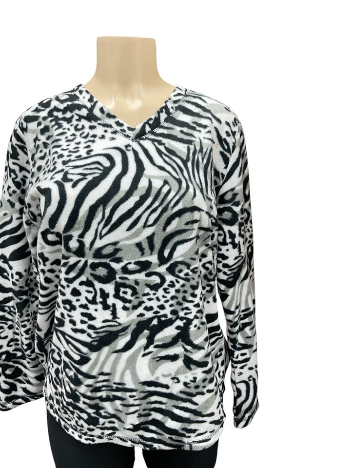 Hotel (xl) Spa Collection Black/White Sweater