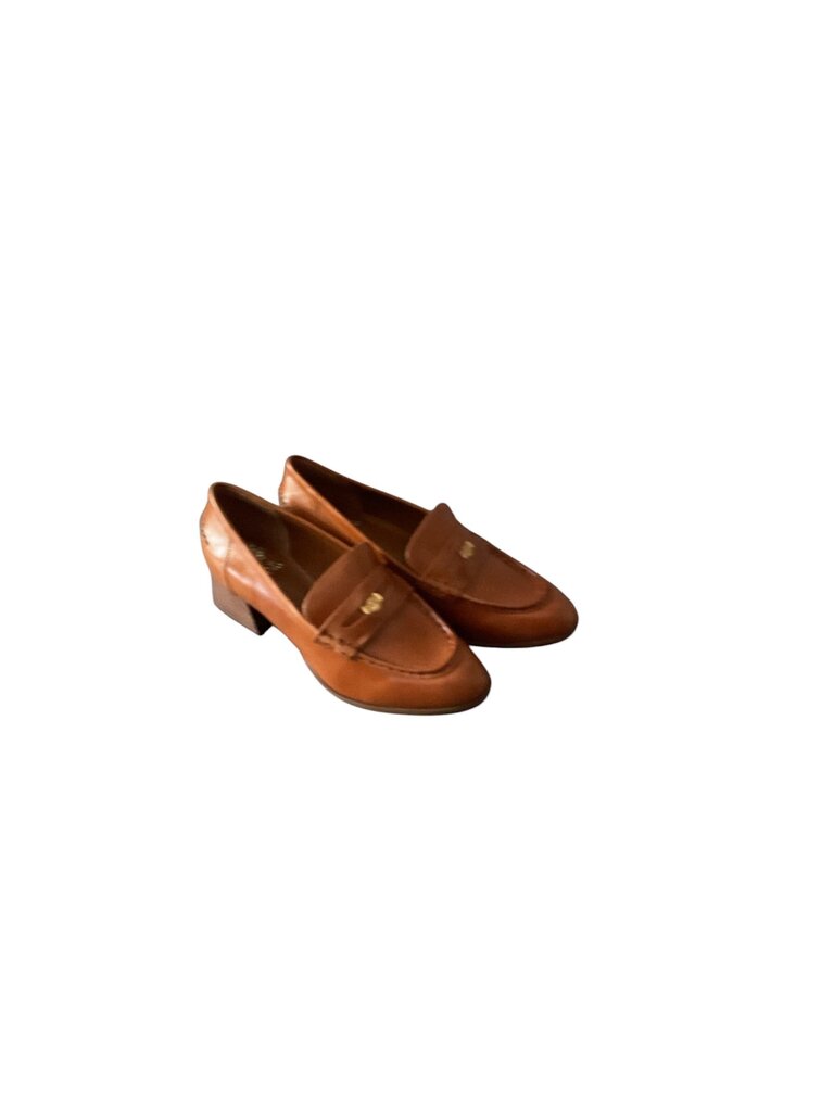 Vince Camuto (10) Brown Penny Loafers