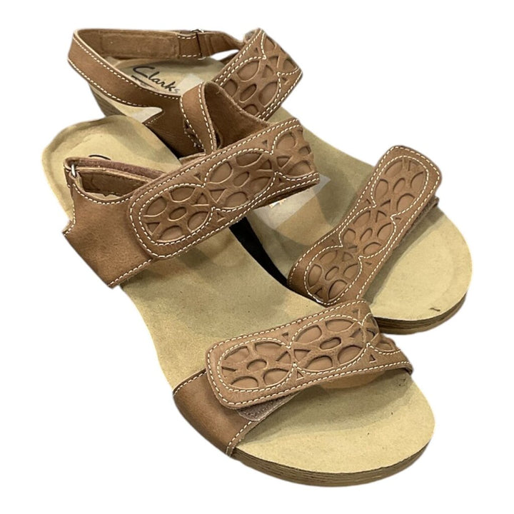 Clarks Collection (9) Tan Velcro Sandal
