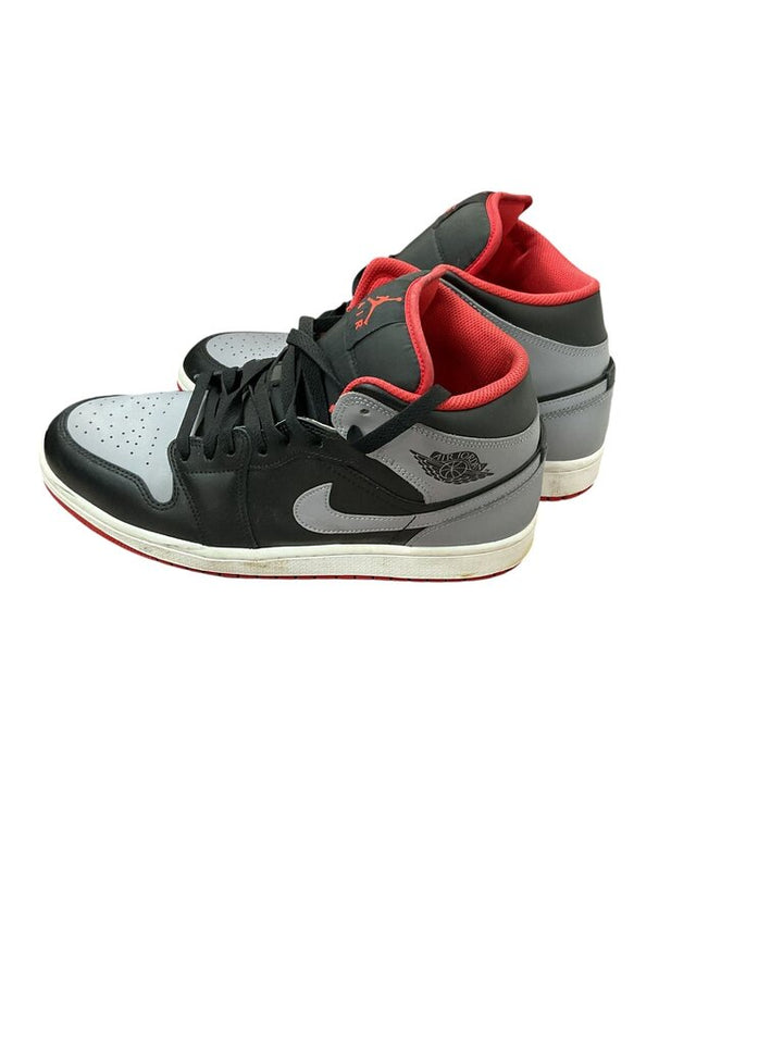 Nike Air Jordan 1 Mid Black