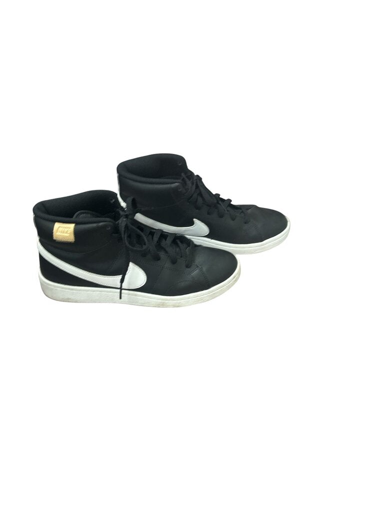 Nike (9) Black Blazers w/white