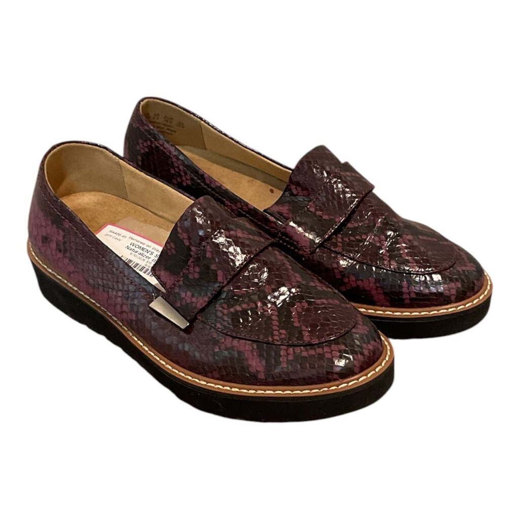 Naturalizer (8.5) Maroon Snakeskin Loafer