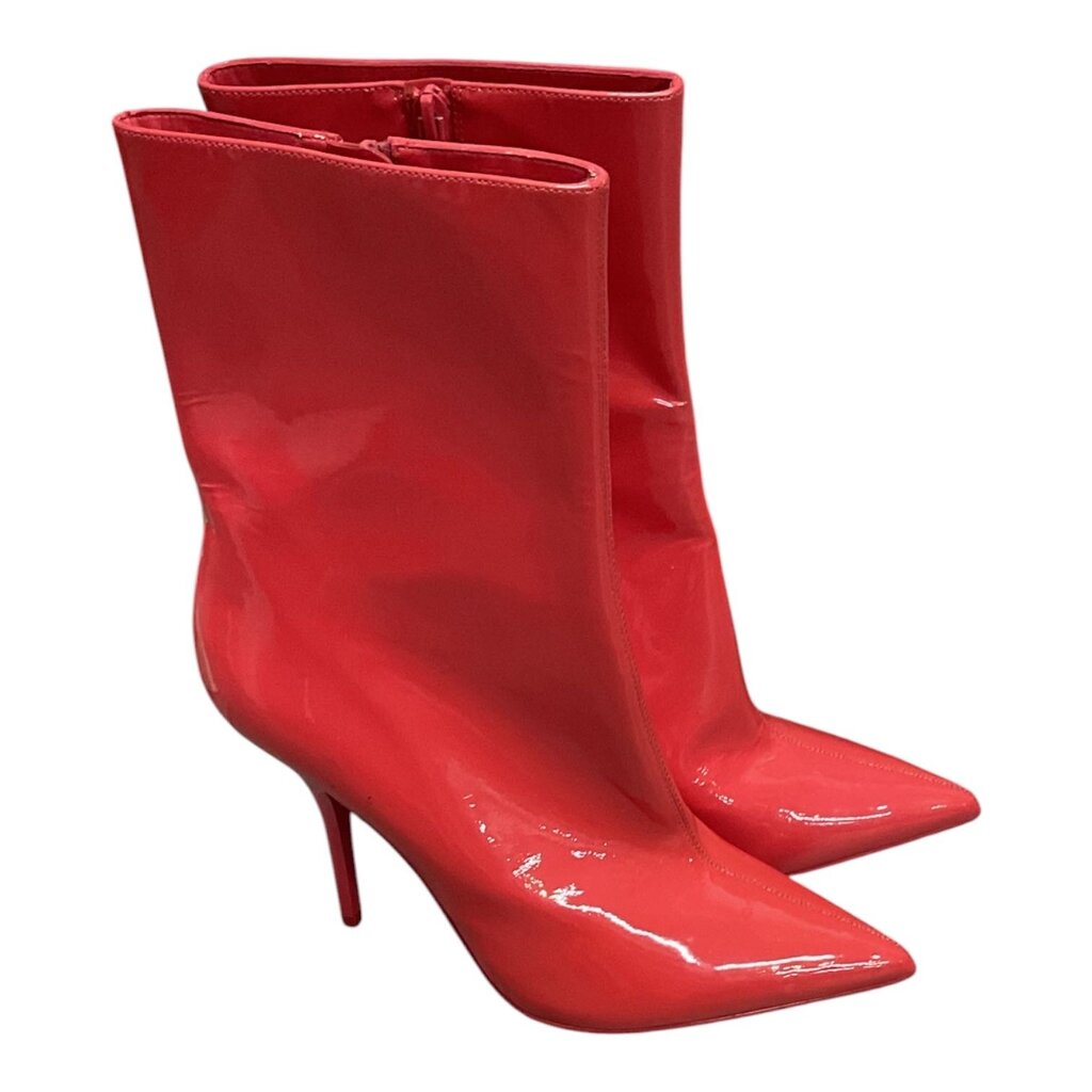 Calvin Klein (10) Pink Patent Leather Booties