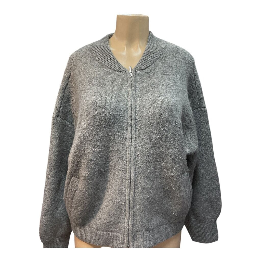 On 34th (XL) Grey Zippered Cardigan