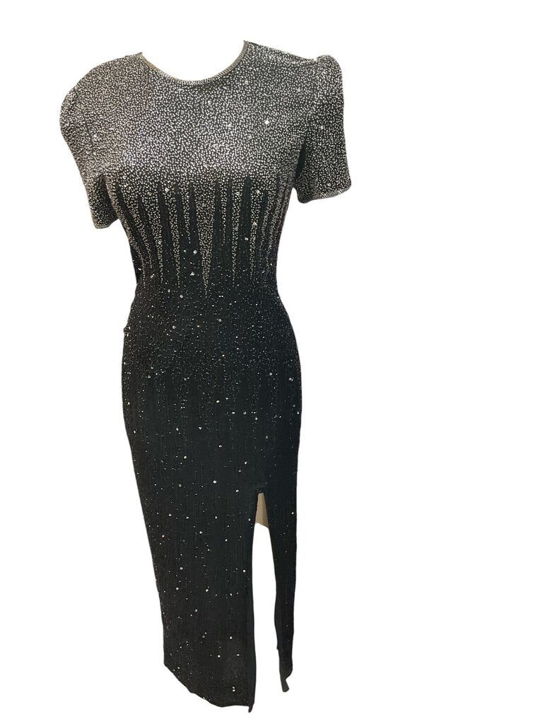 Stenay (8) Black and Silver Fitted Semi Formal Dress