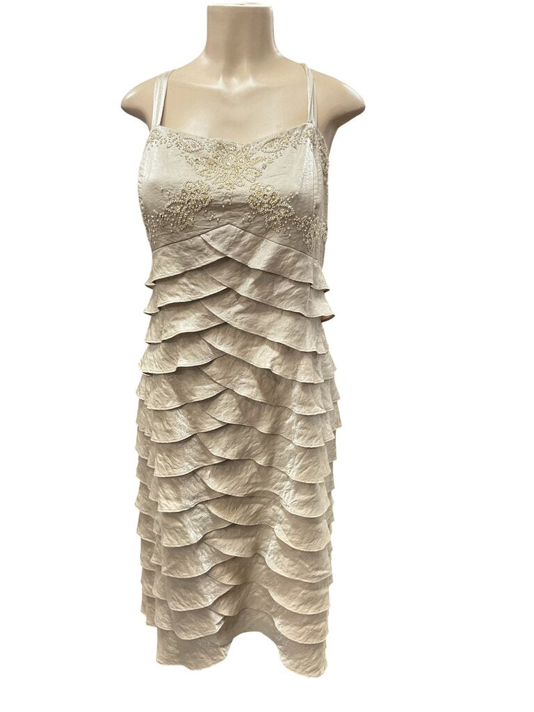 Niscshelle (18) Gold Sleeveless Dress Formal
