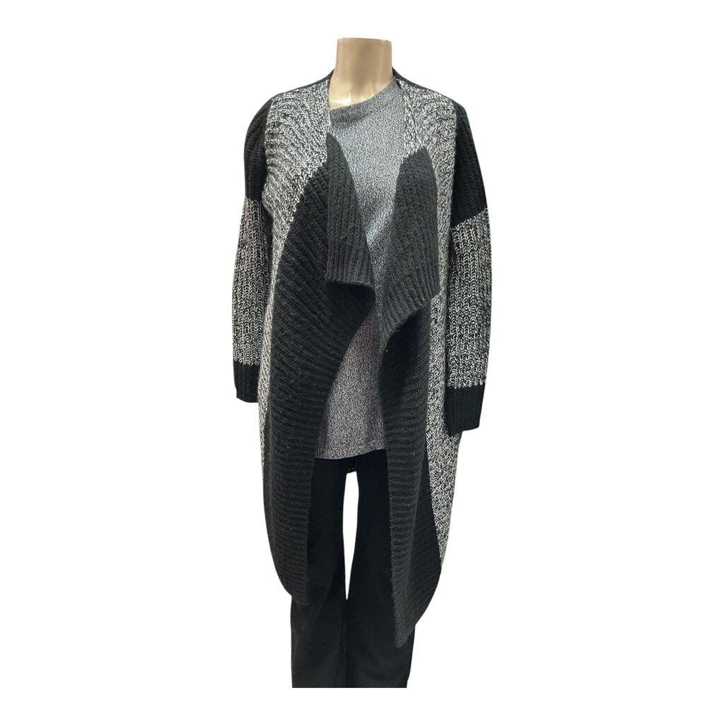 Heather R (Med) Grey and Black Oversized Sweater