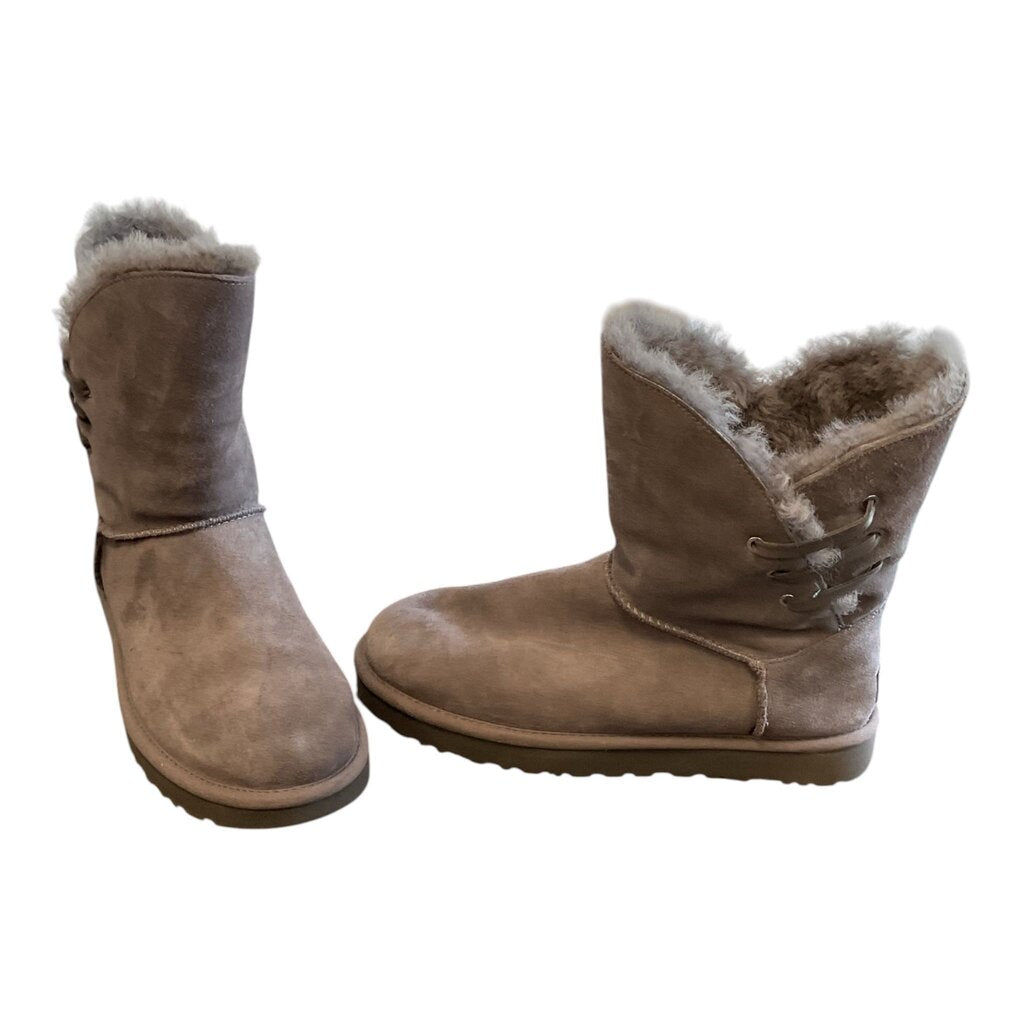 Ugg (10) NEW Grey Tie Boots