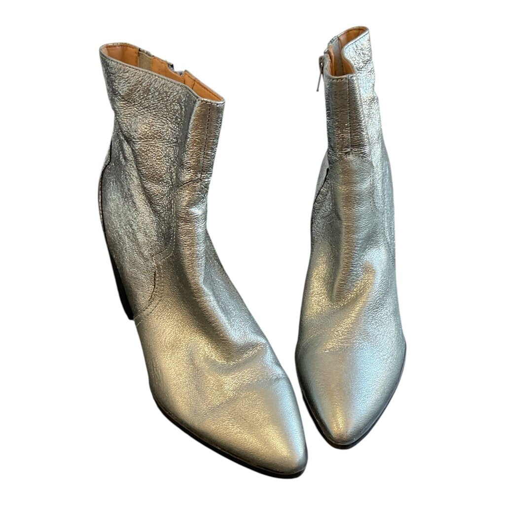 Issac Mizrahi (12) Silver Platform Bootie