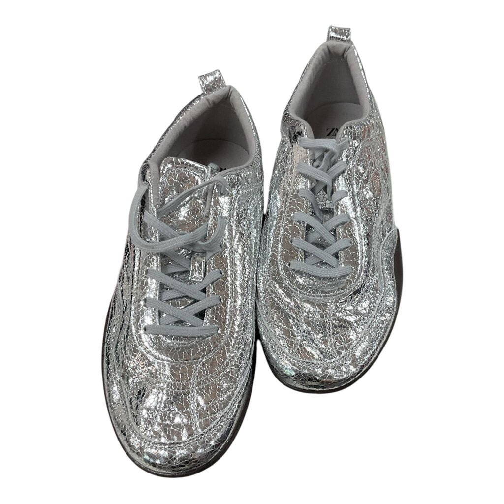 Zara (42/11) Silver Sneaker Flat Tie Up