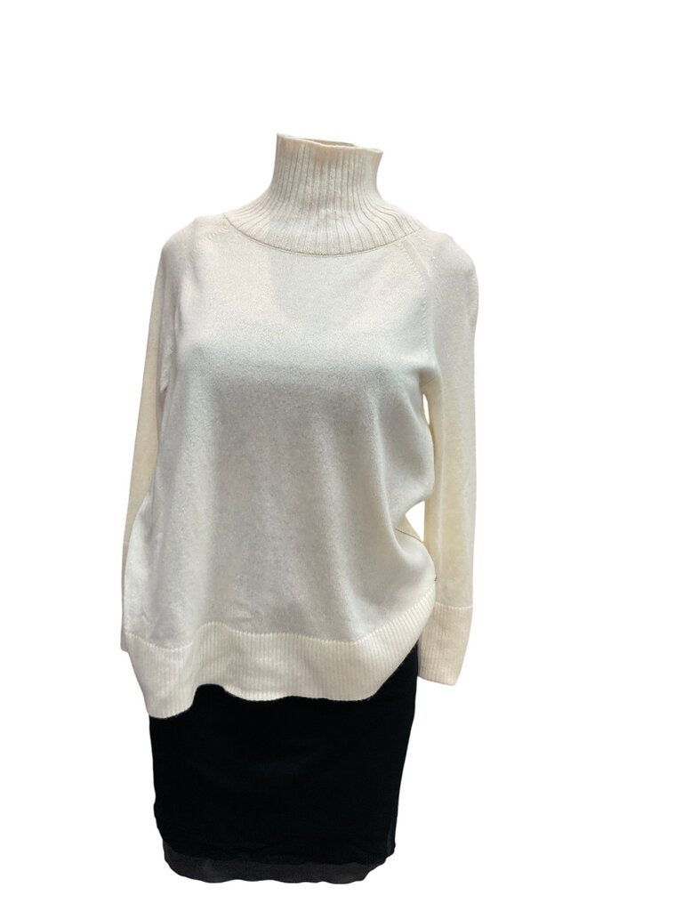 Lafayette (Small) NEW Cream Turtleneck
