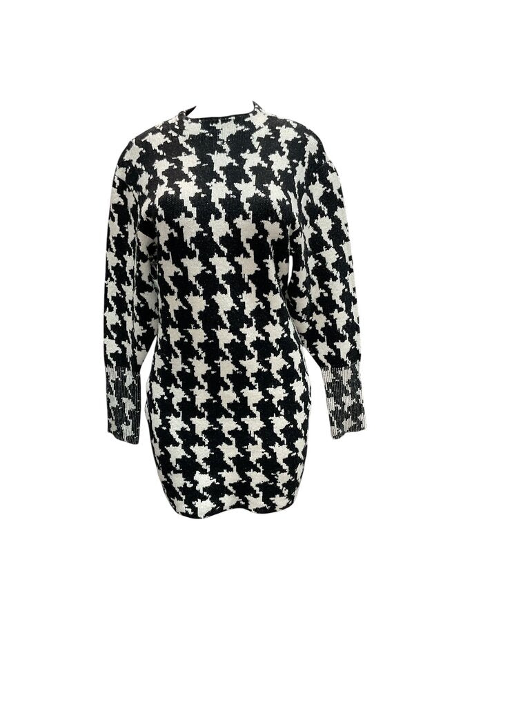 Express (Med) Black and White Sweater Dress