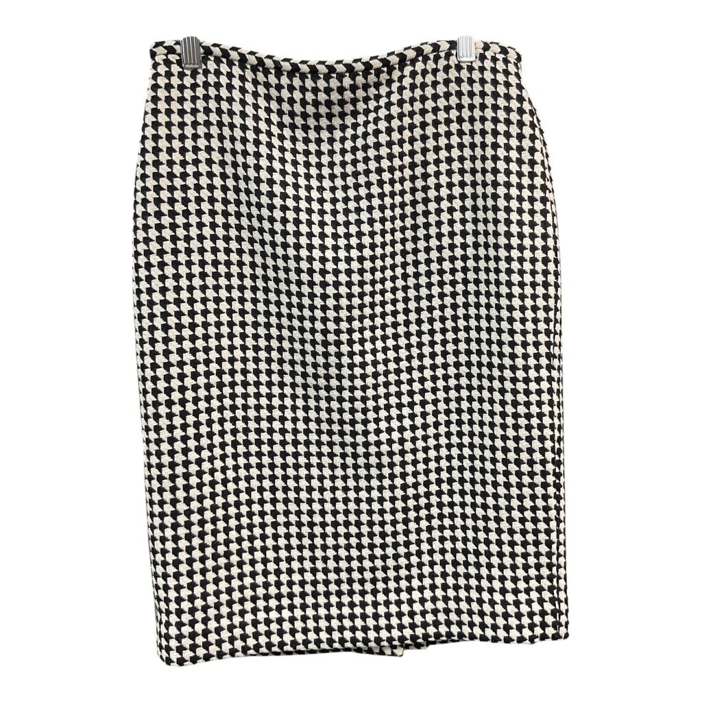 Loft (4) Black and White Skirt
