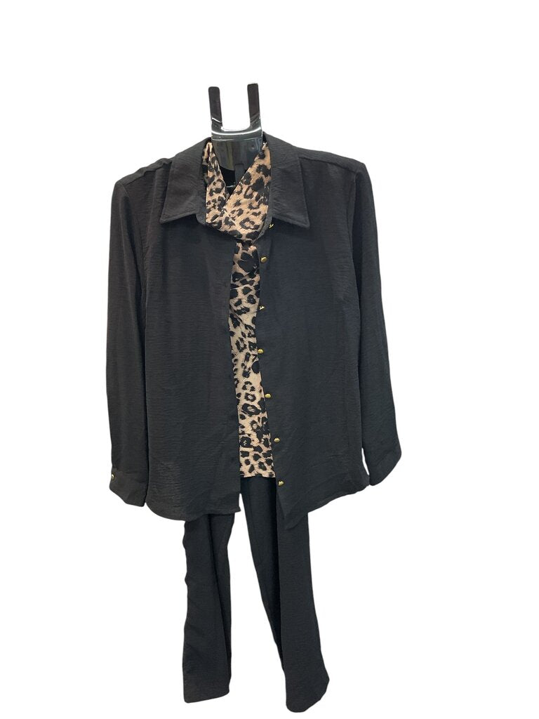 Kathy Ireland (XL) 3 Piece Black Suit w/blouse