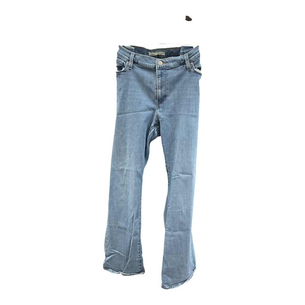 Levis (20w) Classic Bootcut Light Denim