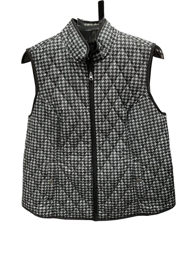 Croft and Barrow (xl) Black and White Zippered Light Puffer Vest