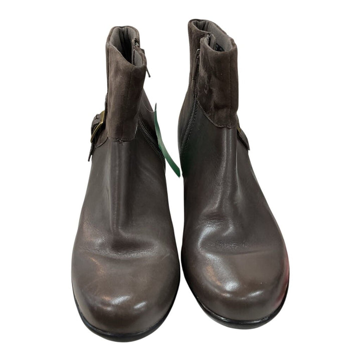Clarks (8.5) Brown Bootie Wedge