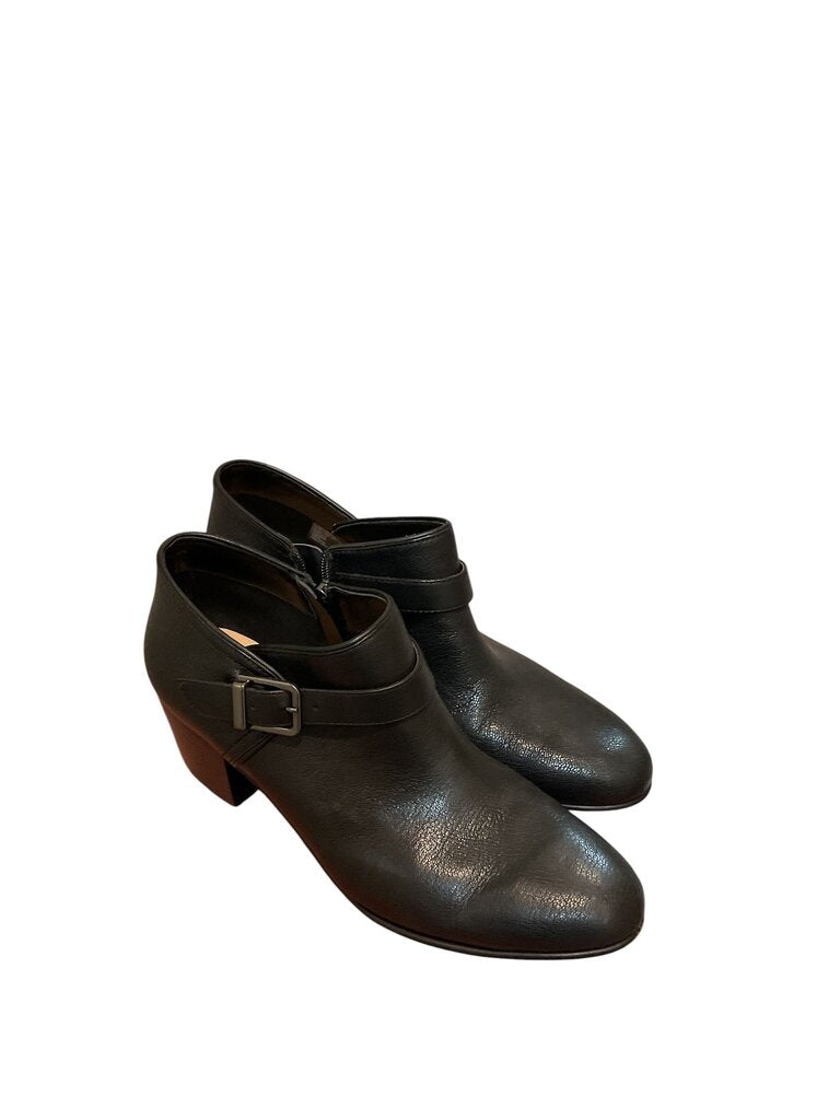 Clarks (10) Black Low Bootie