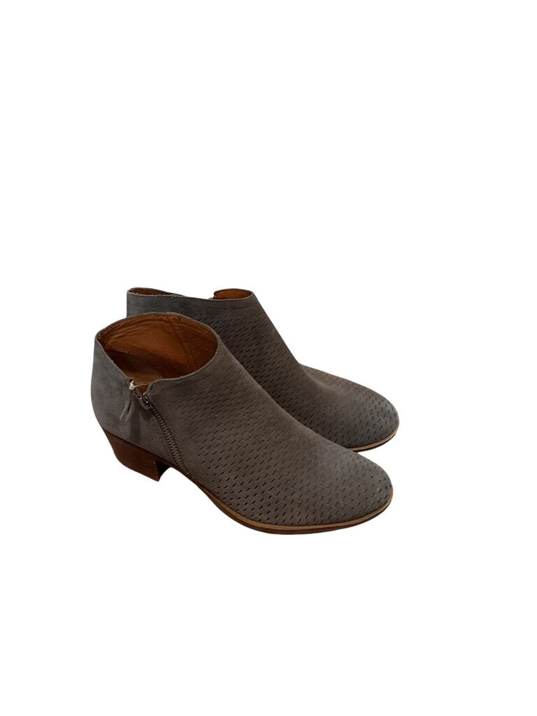 Lucky Brand (9.5) Short Suede Bootie