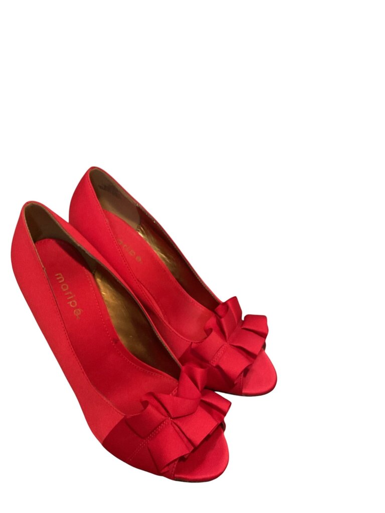 Maripe (8.5) Red Satin Heels