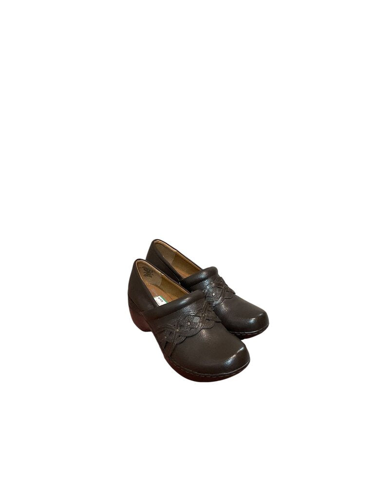 Thom McAn (10) Brown Clog Casual Shoes