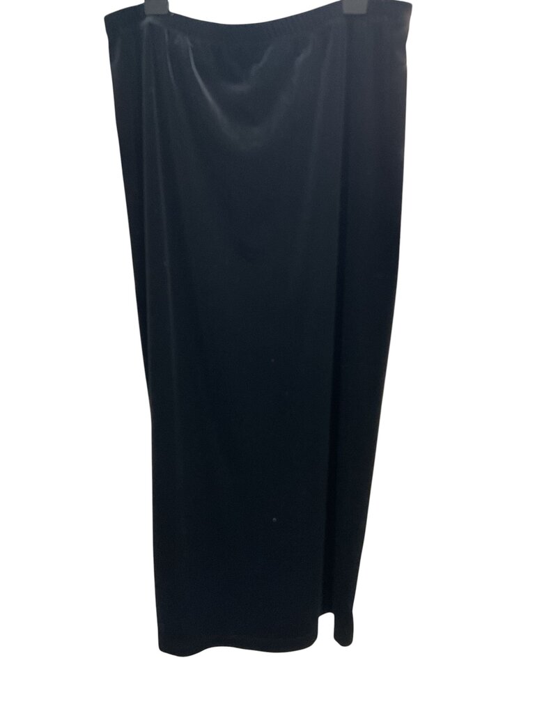 Laura Scott (Large) Velour Skirt