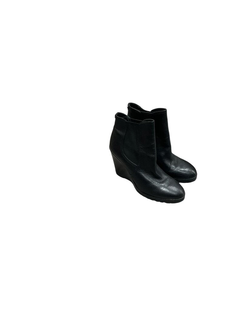 Michael Kors (10) Black Mini Wedge Bootie