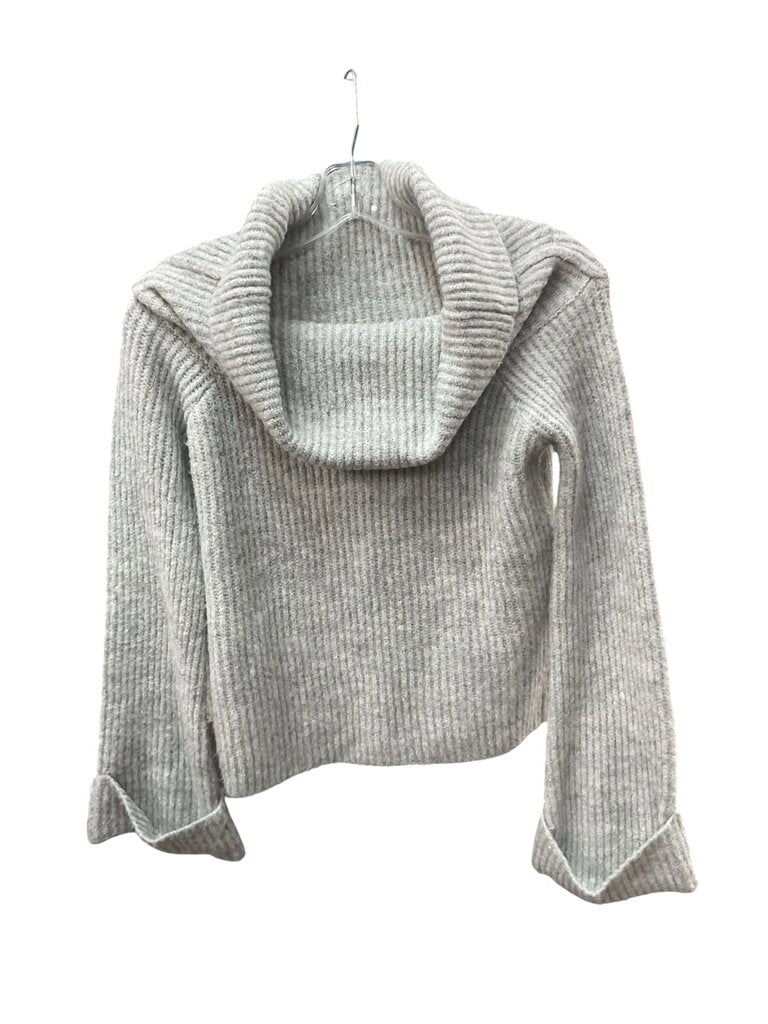 Jessica Simpson (Small) Grey Cowl Neck Sweater