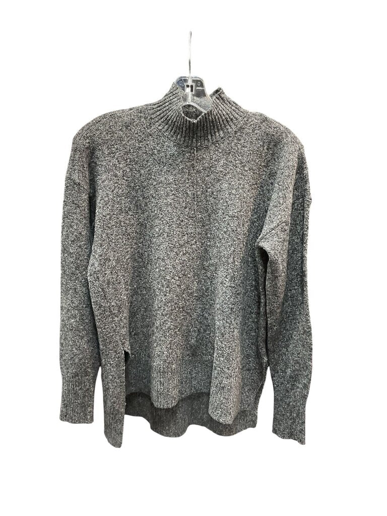 Tahari (XS) Grey LS Mock Neck Sweater
